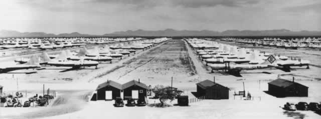 Rows of cocooned B-29 Superfortress bombers in storage at Davis-Monthan Air Force Base boneyard, circa 1950