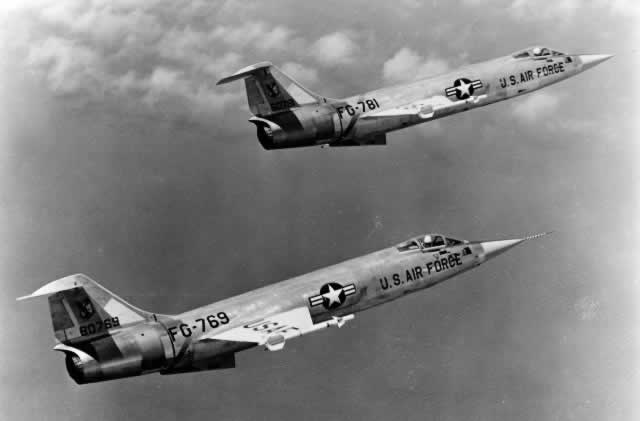 USAF F-104A Starfighters FG-769 and FG-781 in flight