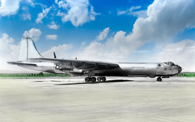 An airworthy B-36 Peacemaker bomber?