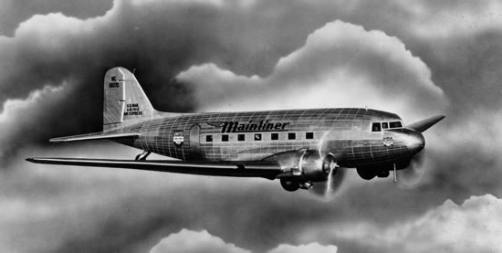 United Airlines DC-3 "Mainliner"