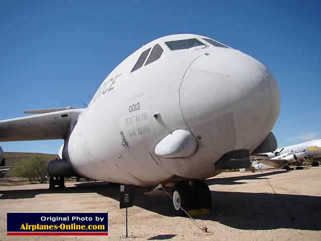 Nose section of the Lockheed C-141B Starlifter S/N 67-0013