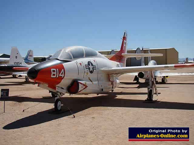 North American Aviation T-2C Buckeye B/N 157050
