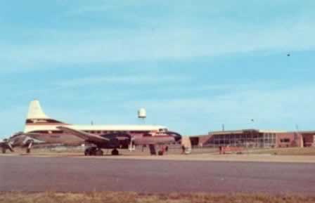 86 New / Unused American Flyers Airlines DC-4 Vintage Airline Postcard 