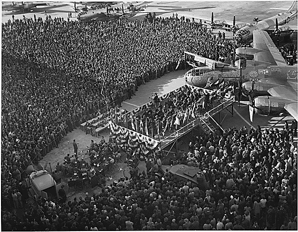 Roll-out of the 1,000th B-29 built at the Boeing Wichita Plant in Kansas